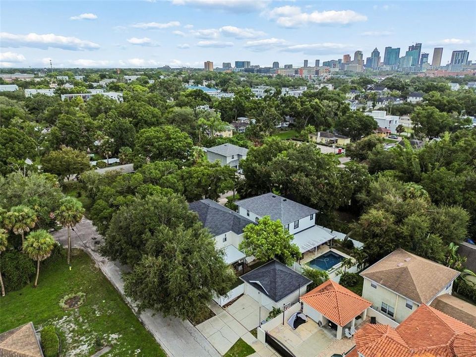 En Venta: $1,449,000 (4 camas, 3 baños, 3138 Pies cuadrados)
