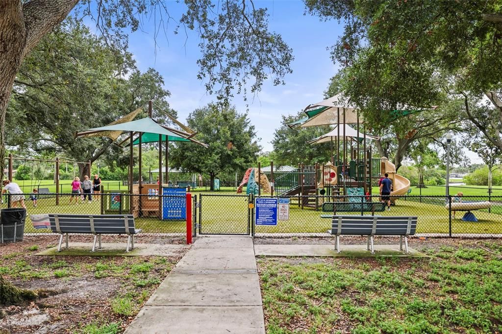 En Venta: $599,000 (3 camas, 2 baños, 1536 Pies cuadrados)