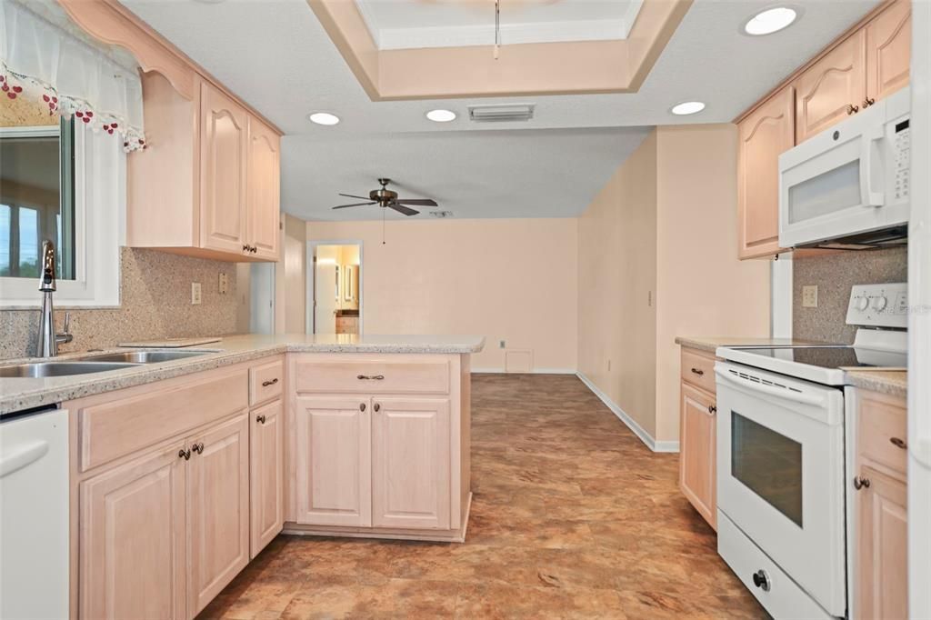 En Venta: $599,000 (3 camas, 2 baños, 1536 Pies cuadrados)