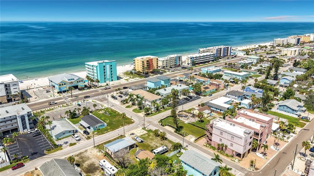 En Venta: $499,000 (0.11 acres)