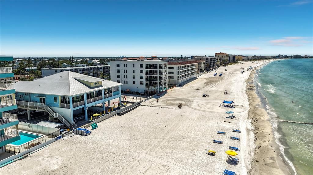 En Venta: $499,000 (0.11 acres)