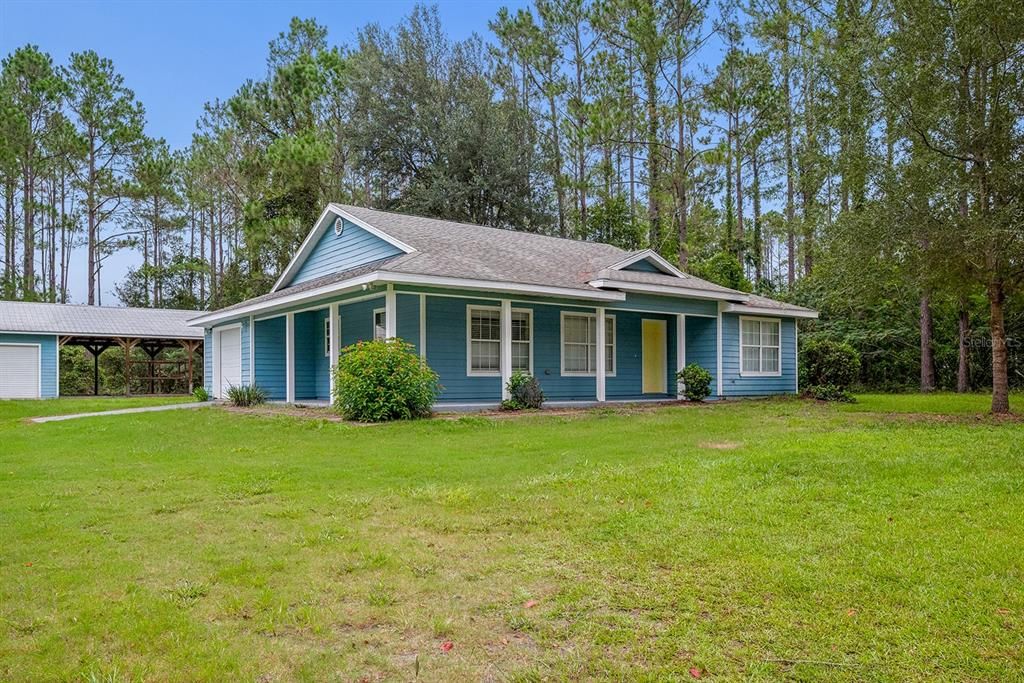 For Sale: $280,000 (3 beds, 2 baths, 1227 Square Feet)