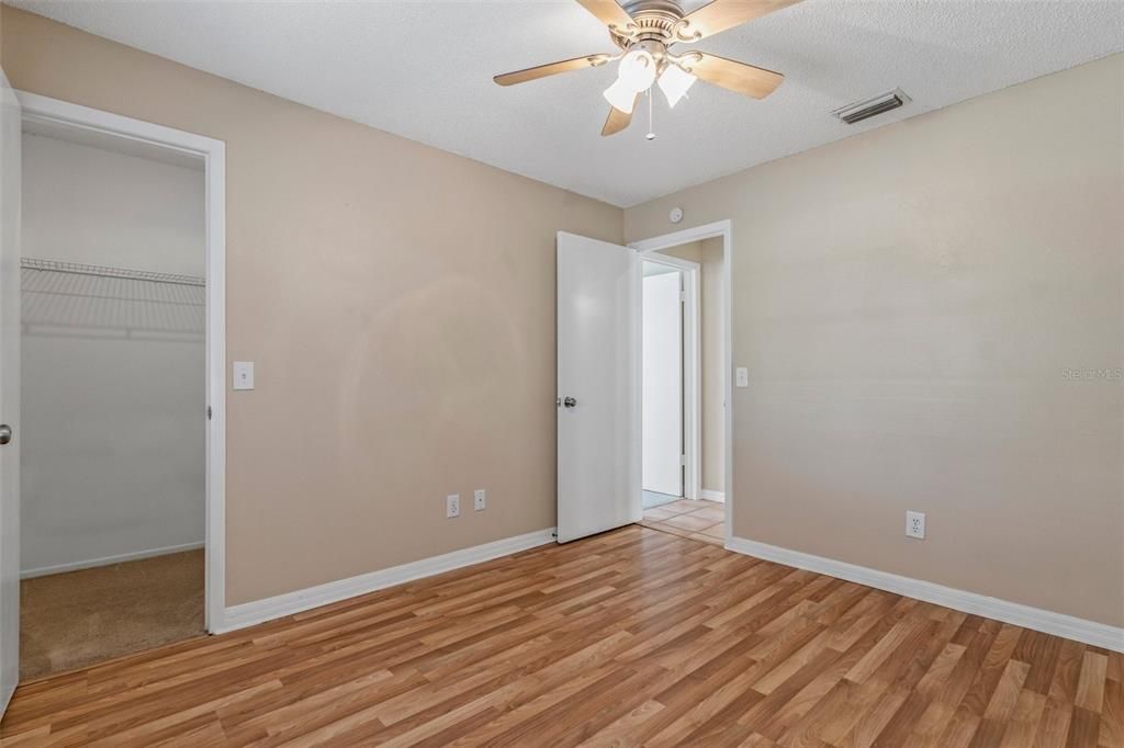 For Sale: $364,900 (3 beds, 2 baths, 1472 Square Feet)