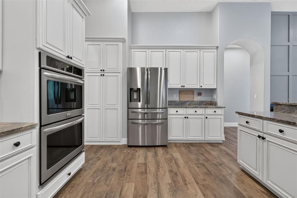 For Sale: $735,000 (4 beds, 3 baths, 2817 Square Feet)
