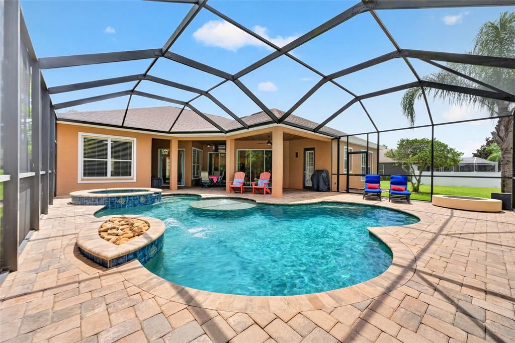 For Sale: $735,000 (4 beds, 3 baths, 2817 Square Feet)
