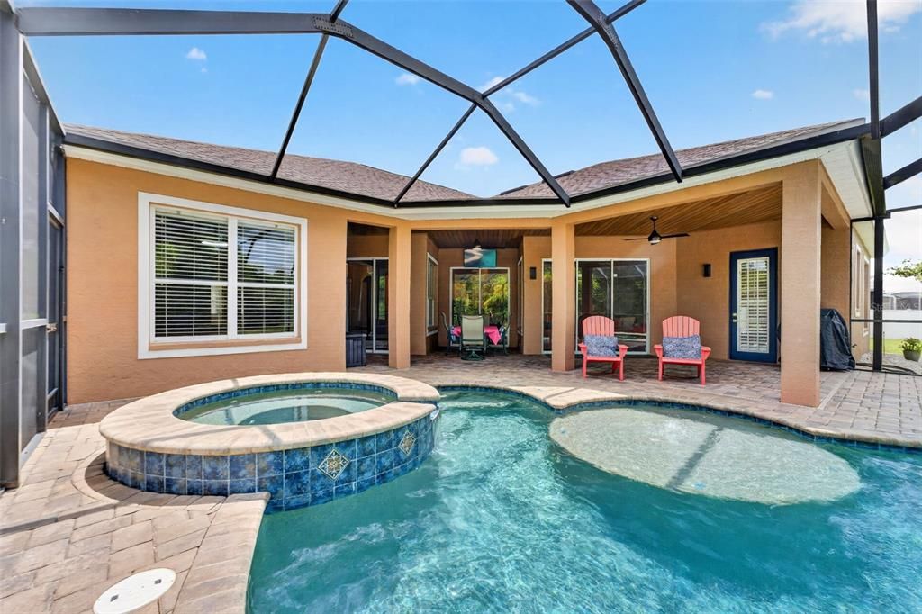 For Sale: $735,000 (4 beds, 3 baths, 2817 Square Feet)
