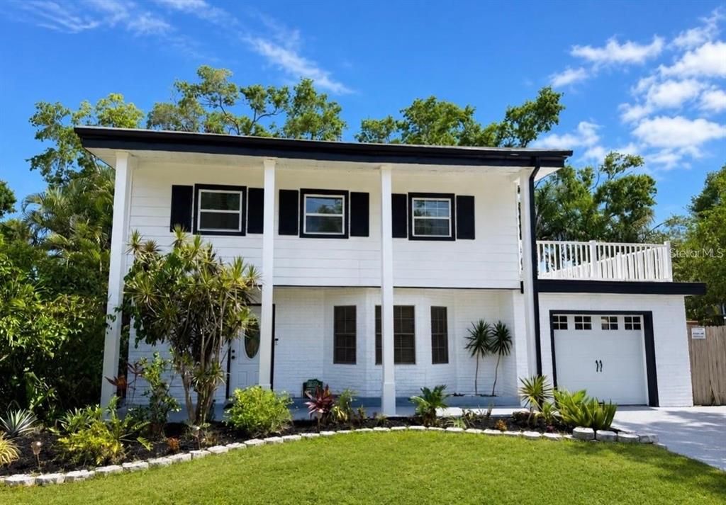 For Rent: $2,950 (3 beds, 2 baths, 1598 Square Feet)