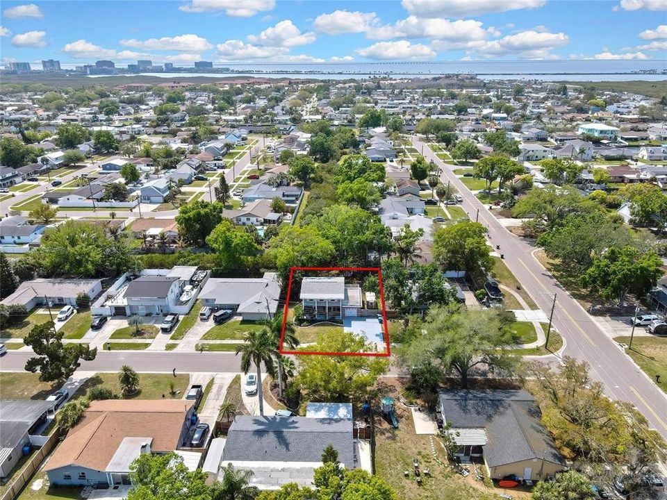 For Rent: $2,950 (3 beds, 2 baths, 1598 Square Feet)
