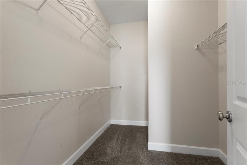 For Sale: $350,000 (4 beds, 2 baths, 1743 Square Feet)