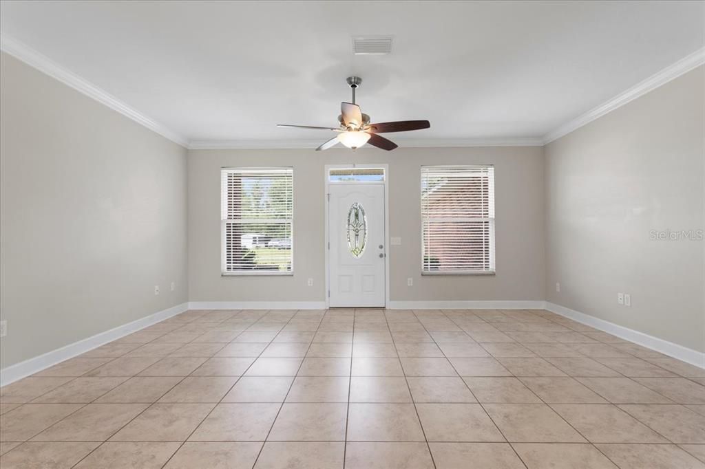 For Sale: $350,000 (4 beds, 2 baths, 1743 Square Feet)