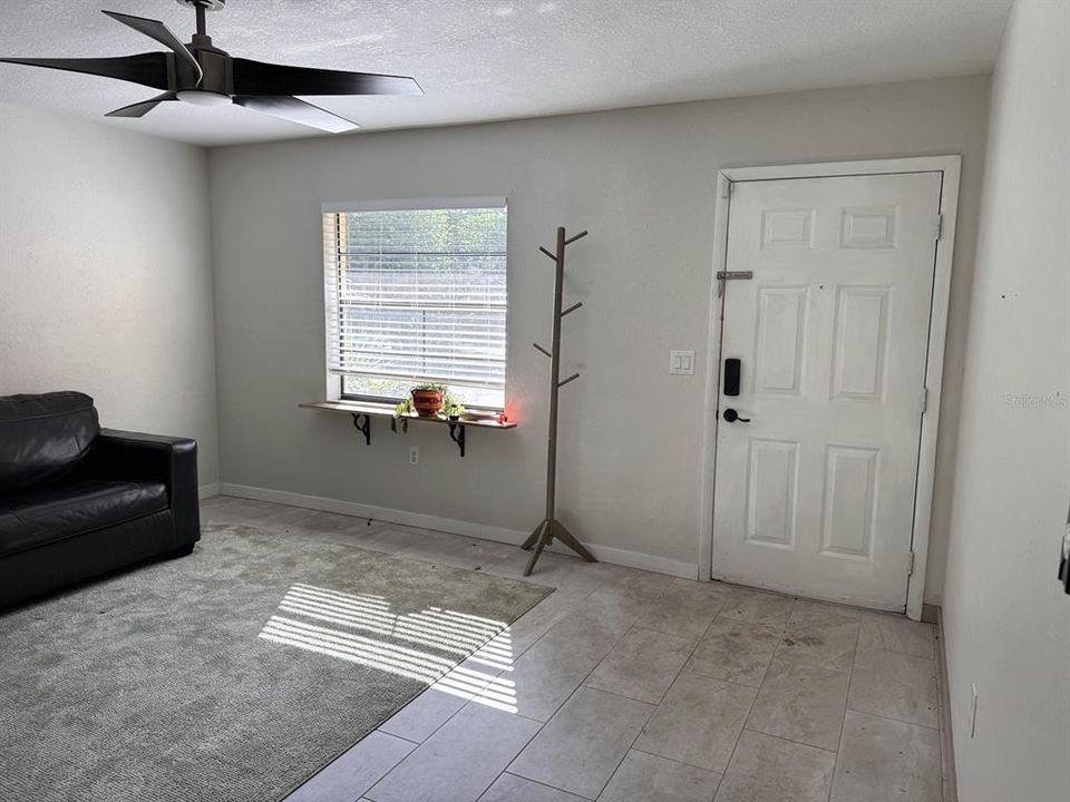 For Sale: $159,900 (3 beds, 2 baths, 1080 Square Feet)