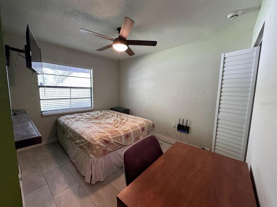 For Sale: $159,900 (3 beds, 2 baths, 1080 Square Feet)