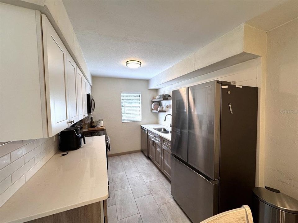For Sale: $159,900 (3 beds, 2 baths, 1080 Square Feet)