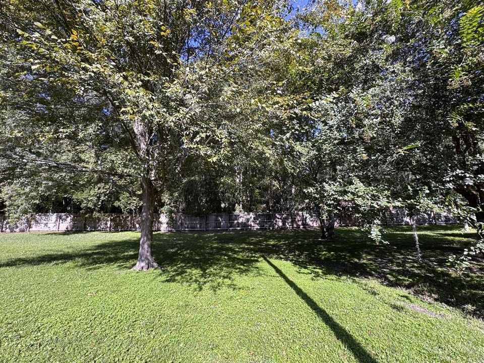 For Sale: $159,900 (3 beds, 2 baths, 1080 Square Feet)