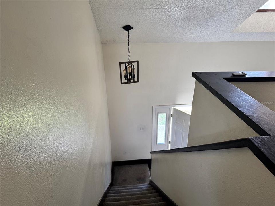 For Sale: $250,000 (3 beds, 2 baths, 1205 Square Feet)