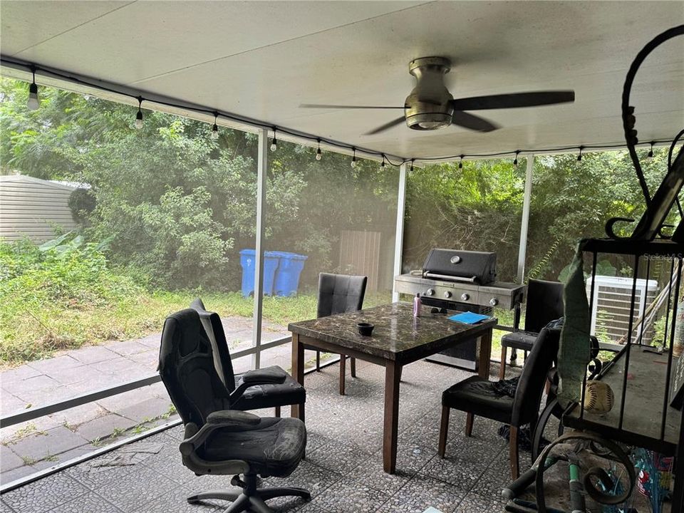 For Sale: $250,000 (3 beds, 2 baths, 1205 Square Feet)