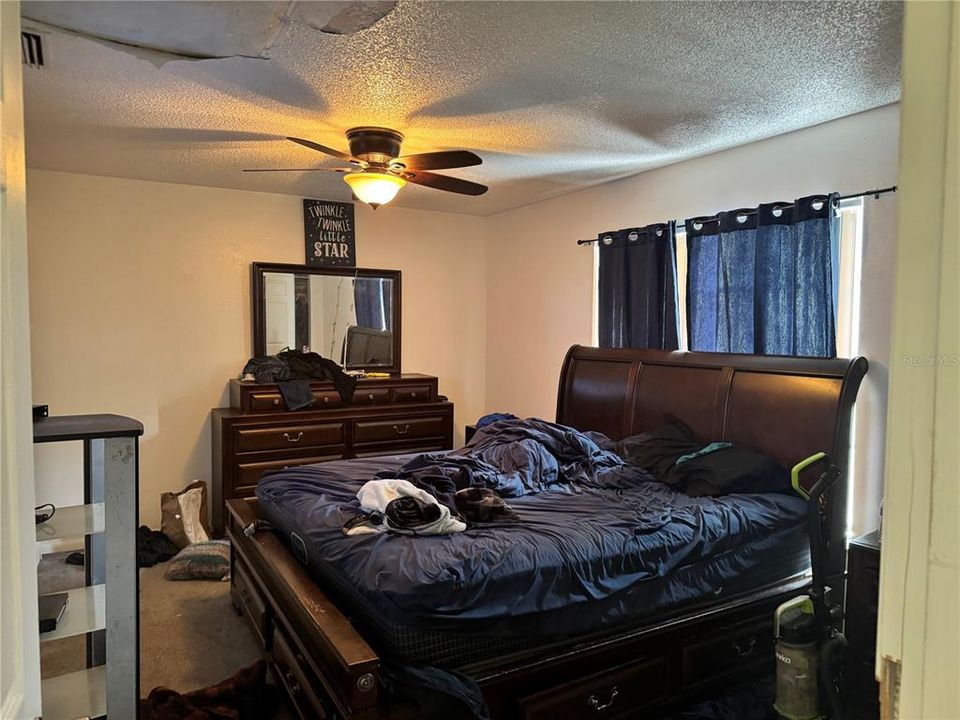 For Sale: $250,000 (3 beds, 2 baths, 1205 Square Feet)