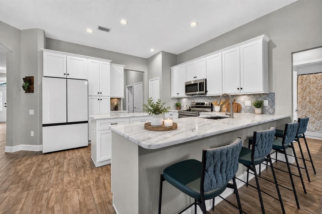 For Sale: $589,900 (4 beds, 3 baths, 2585 Square Feet)