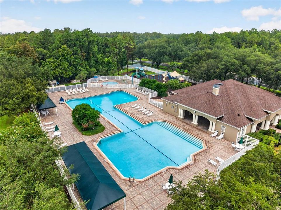 For Sale: $589,900 (4 beds, 3 baths, 2585 Square Feet)