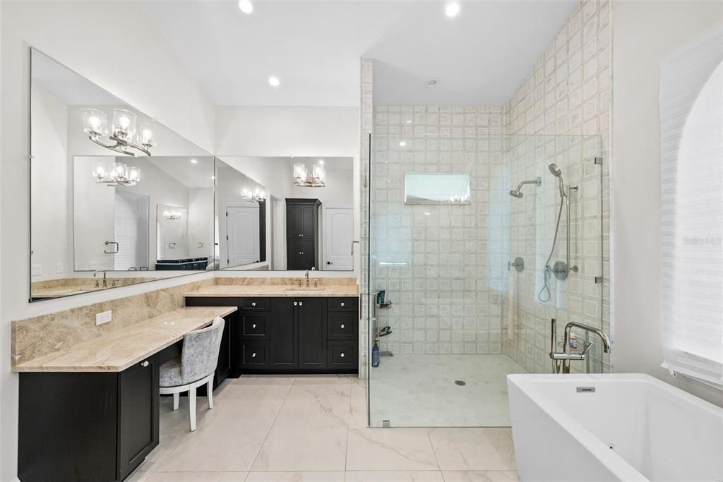 En Venta: $2,000,000 (4 camas, 4 baños, 4805 Pies cuadrados)