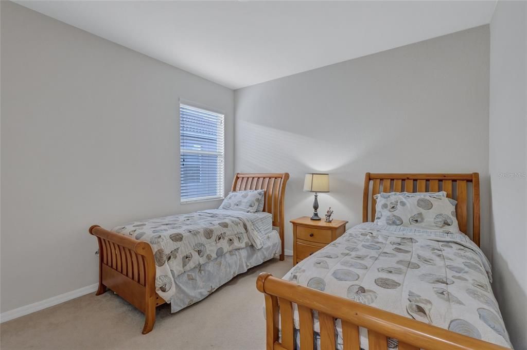 For Sale: $449,000 (3 beds, 2 baths, 1679 Square Feet)