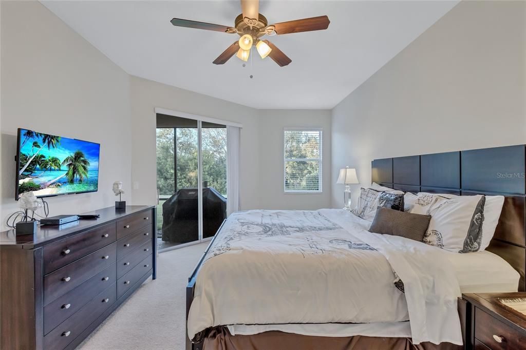 For Sale: $449,000 (3 beds, 2 baths, 1679 Square Feet)