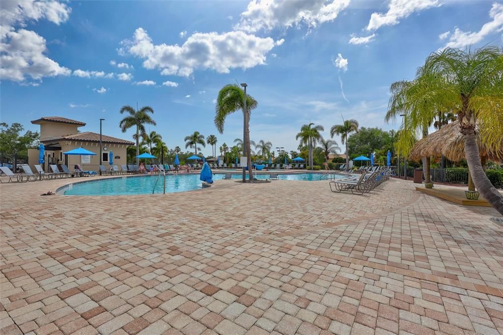 For Sale: $449,000 (3 beds, 2 baths, 1679 Square Feet)