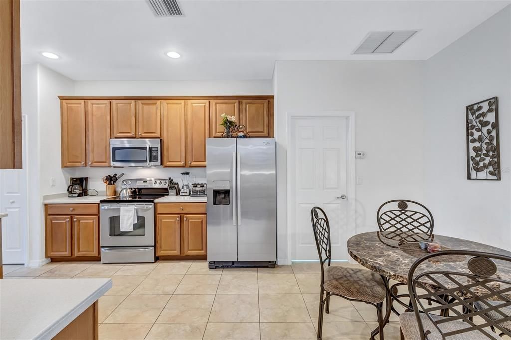 For Sale: $449,000 (3 beds, 2 baths, 1679 Square Feet)