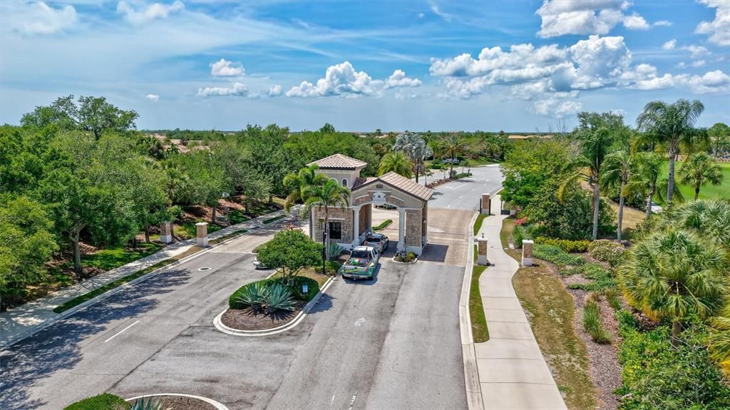 For Sale: $449,000 (3 beds, 2 baths, 1679 Square Feet)