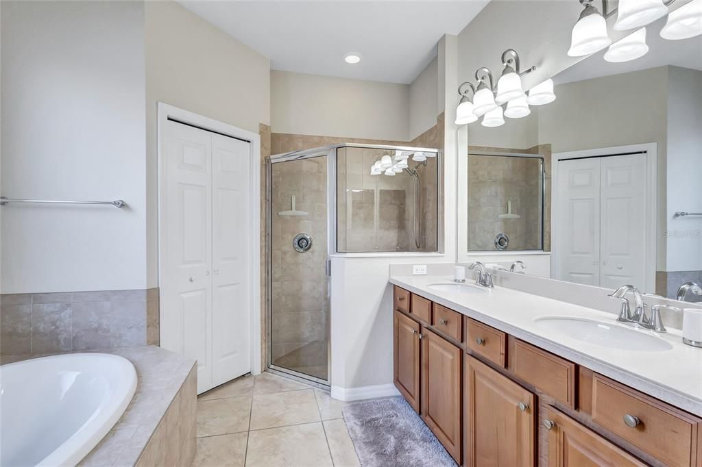 For Sale: $449,000 (3 beds, 2 baths, 1679 Square Feet)