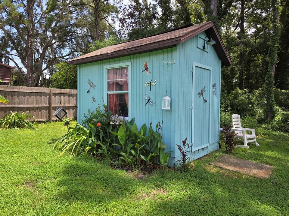 For Sale: $285,000 (3 beds, 2 baths, 1591 Square Feet)