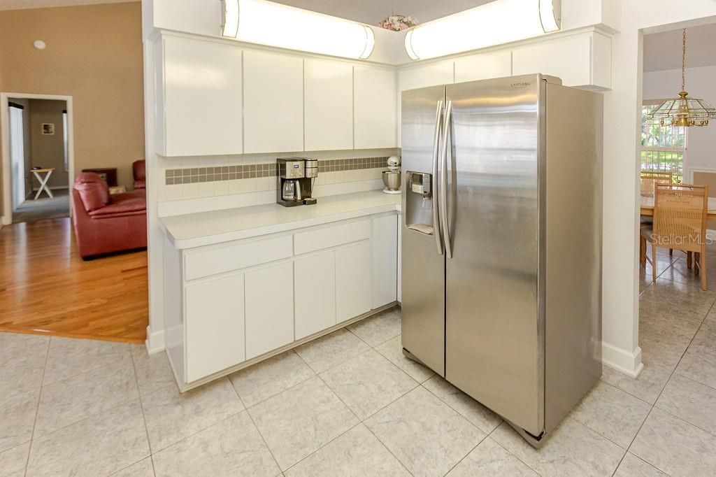 For Sale: $459,000 (4 beds, 2 baths, 2484 Square Feet)