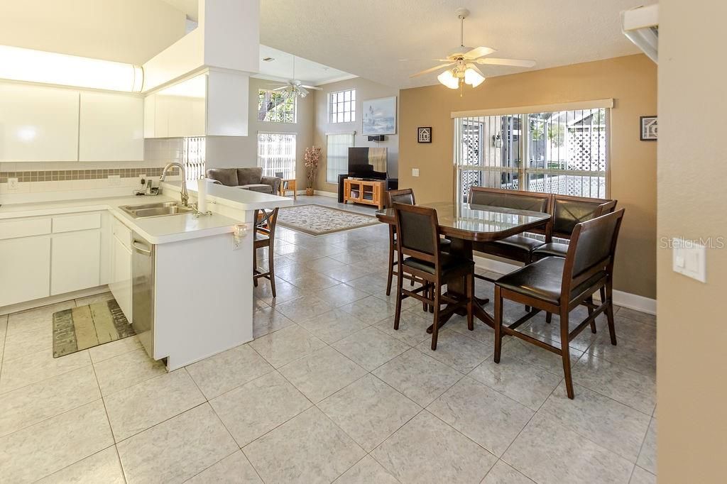 For Sale: $459,000 (4 beds, 2 baths, 2484 Square Feet)