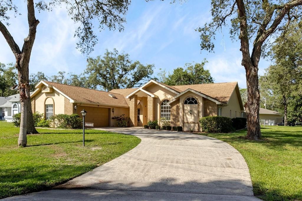 For Sale: $459,000 (4 beds, 2 baths, 2484 Square Feet)