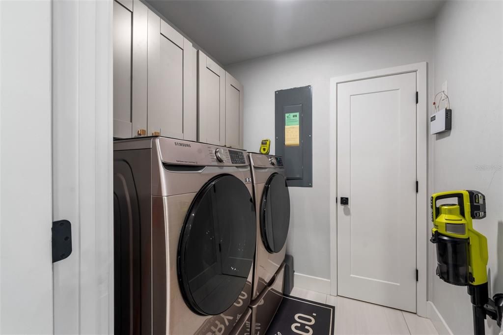 For Sale: $535,000 (4 beds, 3 baths, 2119 Square Feet)