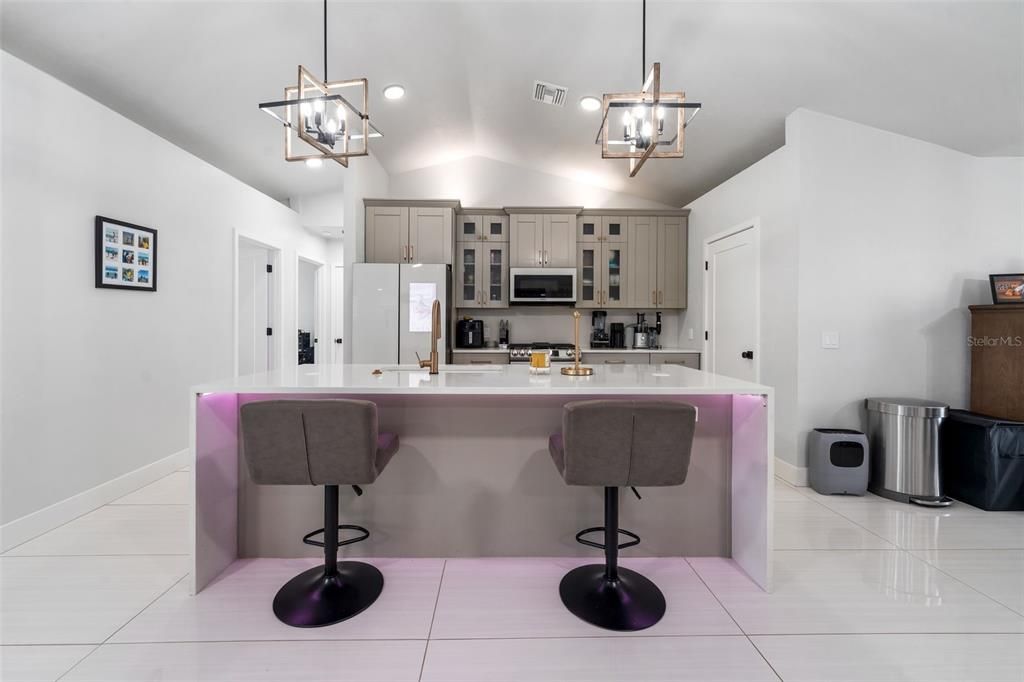 For Sale: $535,000 (4 beds, 3 baths, 2119 Square Feet)