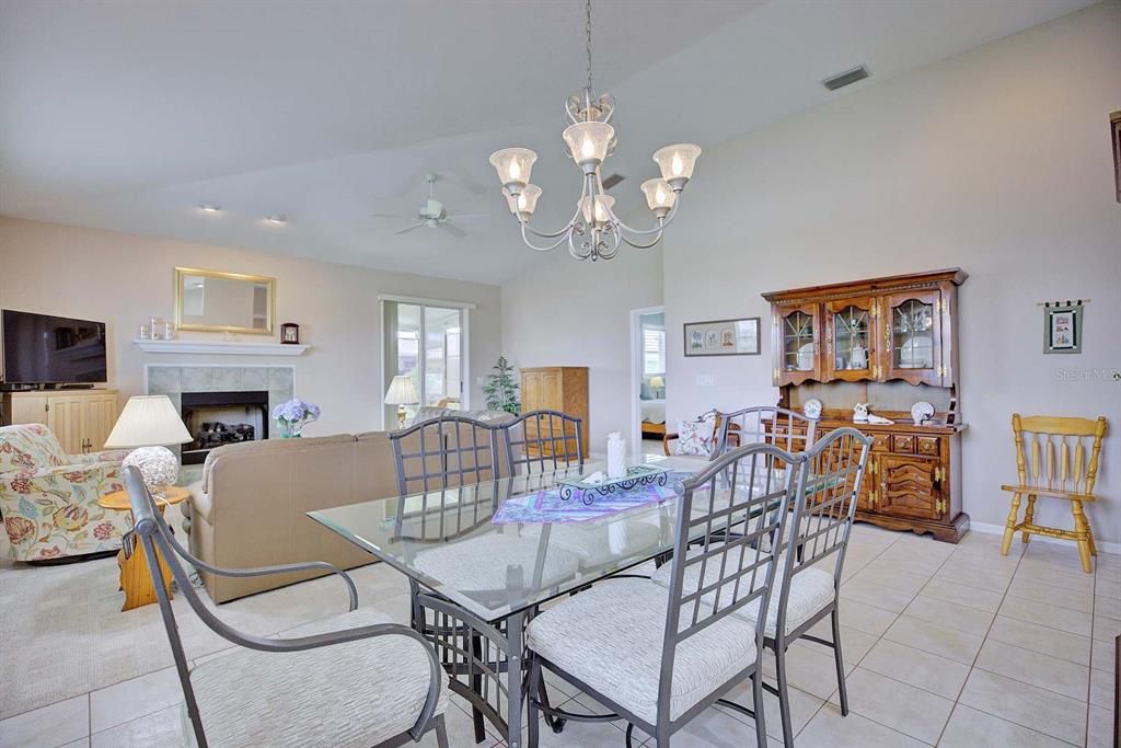 Active With Contract: $260,000 (2 beds, 2 baths, 1658 Square Feet)