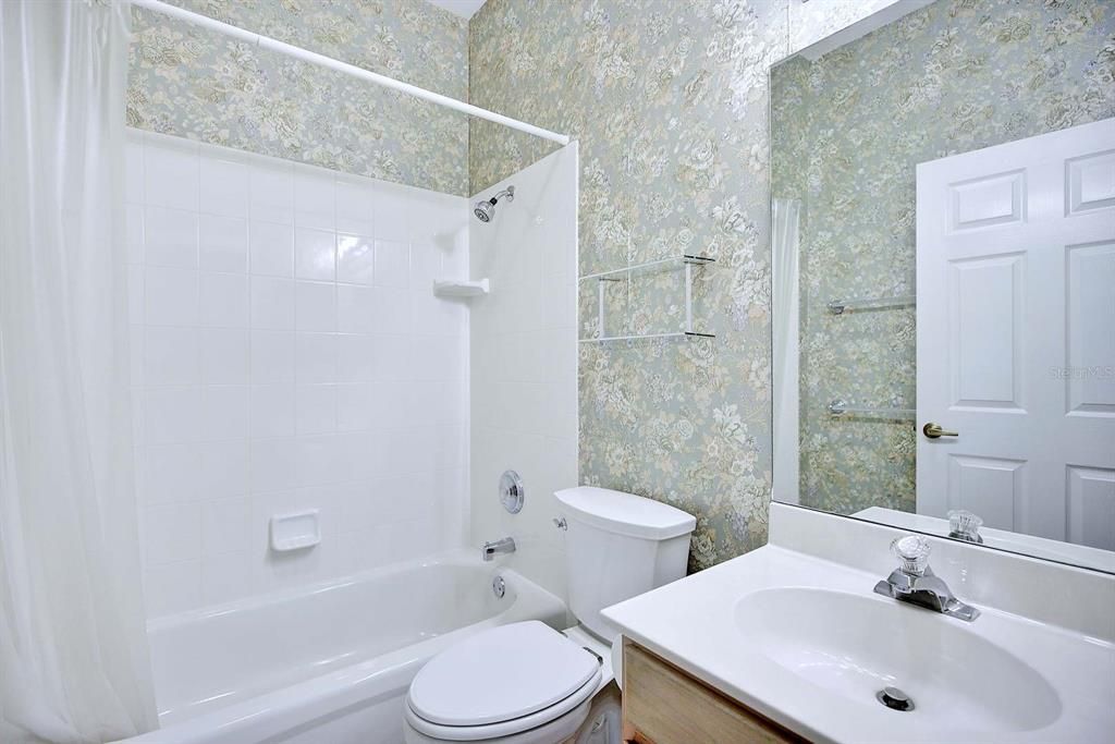 Active With Contract: $260,000 (2 beds, 2 baths, 1658 Square Feet)