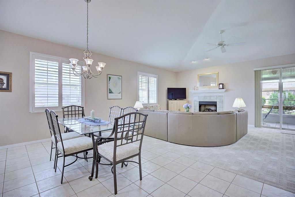 Active With Contract: $260,000 (2 beds, 2 baths, 1658 Square Feet)