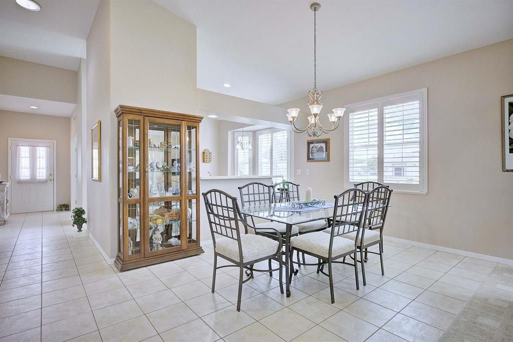 Active With Contract: $260,000 (2 beds, 2 baths, 1658 Square Feet)