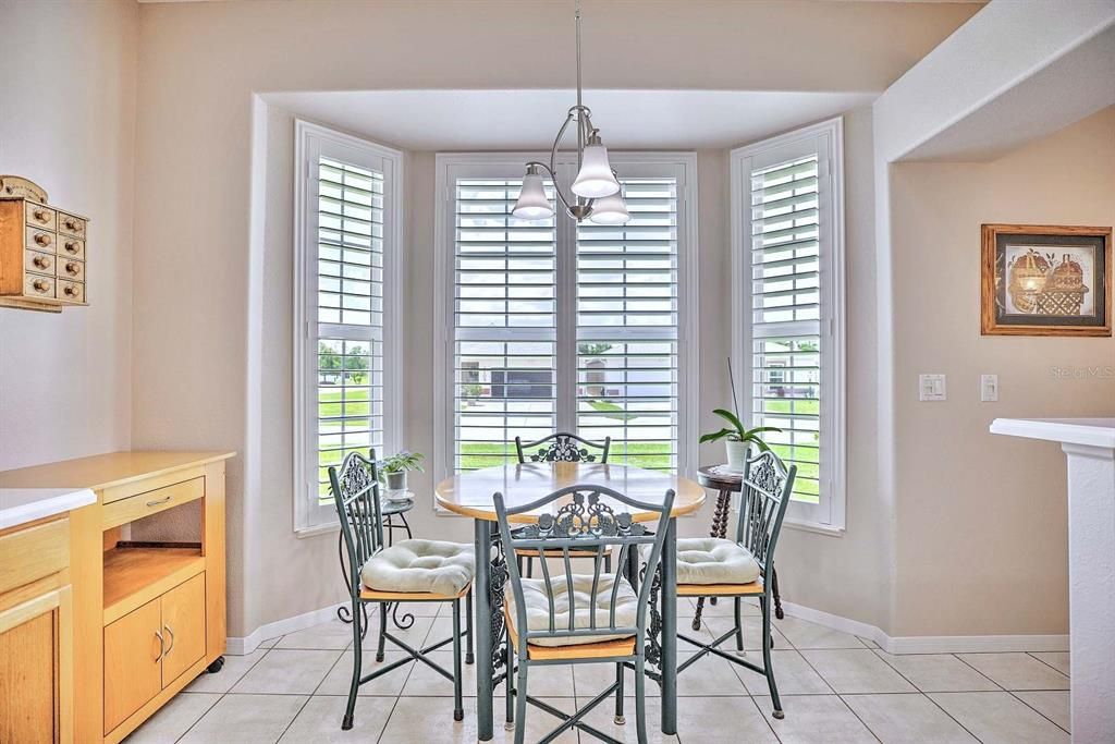 Active With Contract: $260,000 (2 beds, 2 baths, 1658 Square Feet)