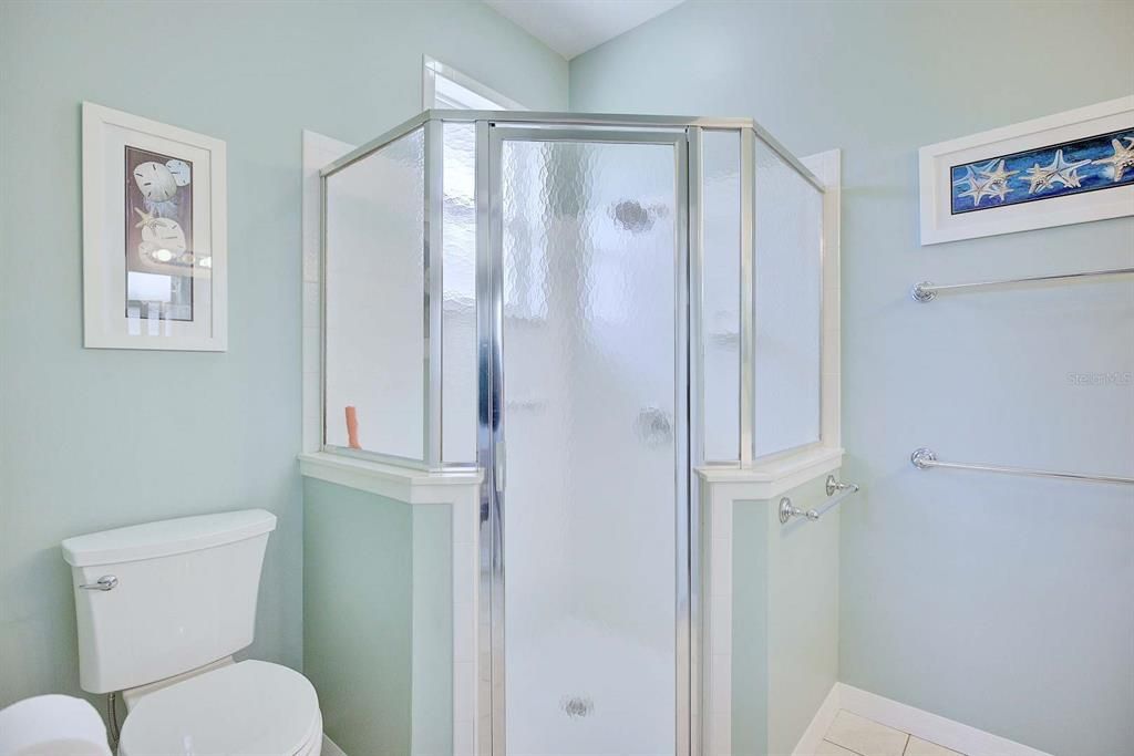 Active With Contract: $260,000 (2 beds, 2 baths, 1658 Square Feet)