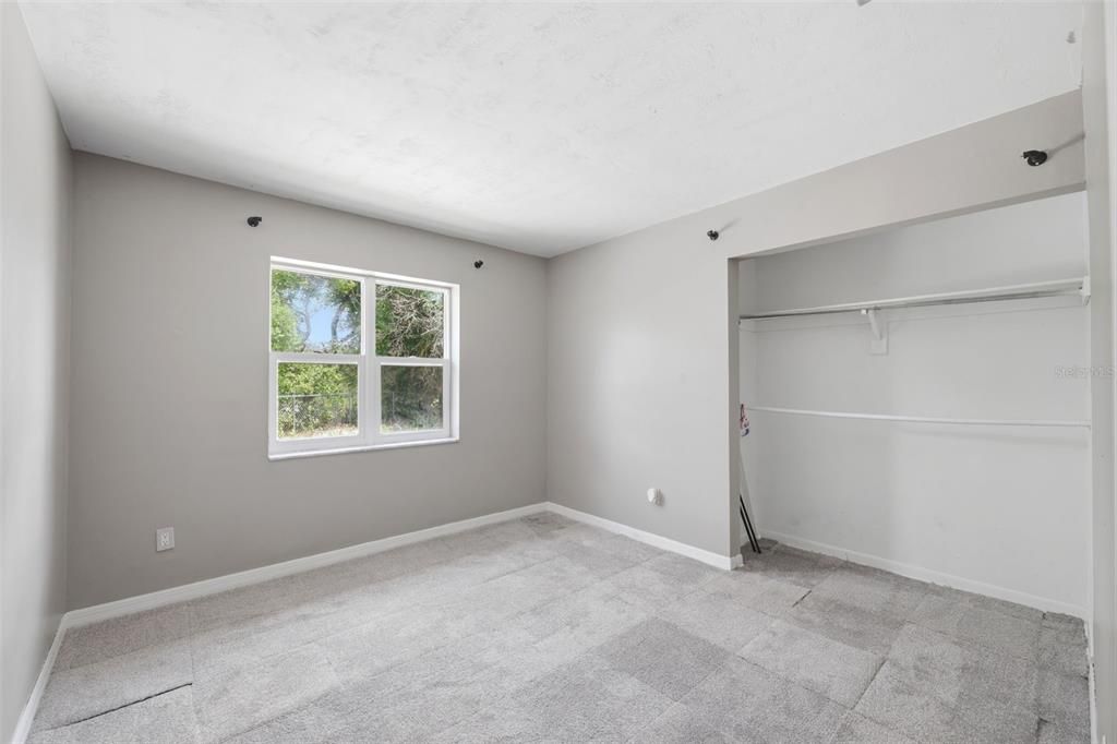 For Sale: $299,900 (4 beds, 2 baths, 1823 Square Feet)