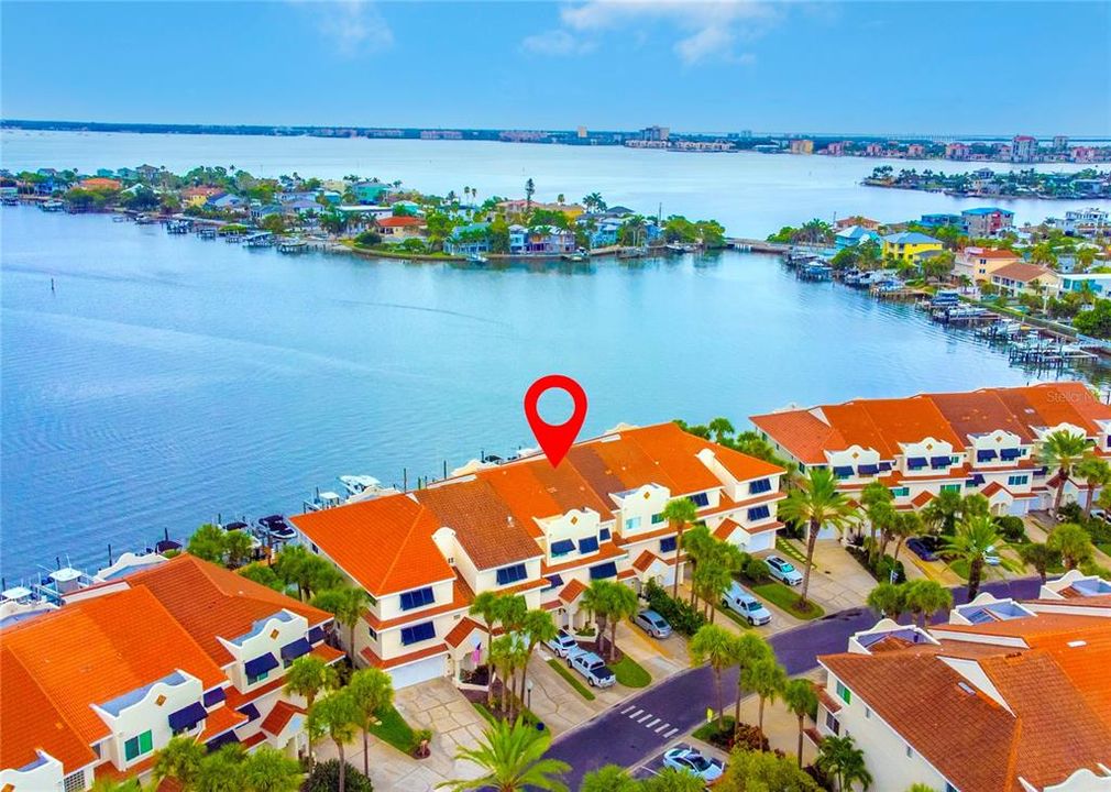 En Venta: $1,200,000 (4 camas, 4 baños, 2323 Pies cuadrados)