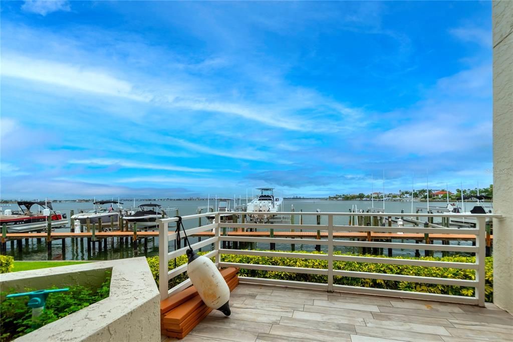 En Venta: $1,200,000 (4 camas, 4 baños, 2323 Pies cuadrados)