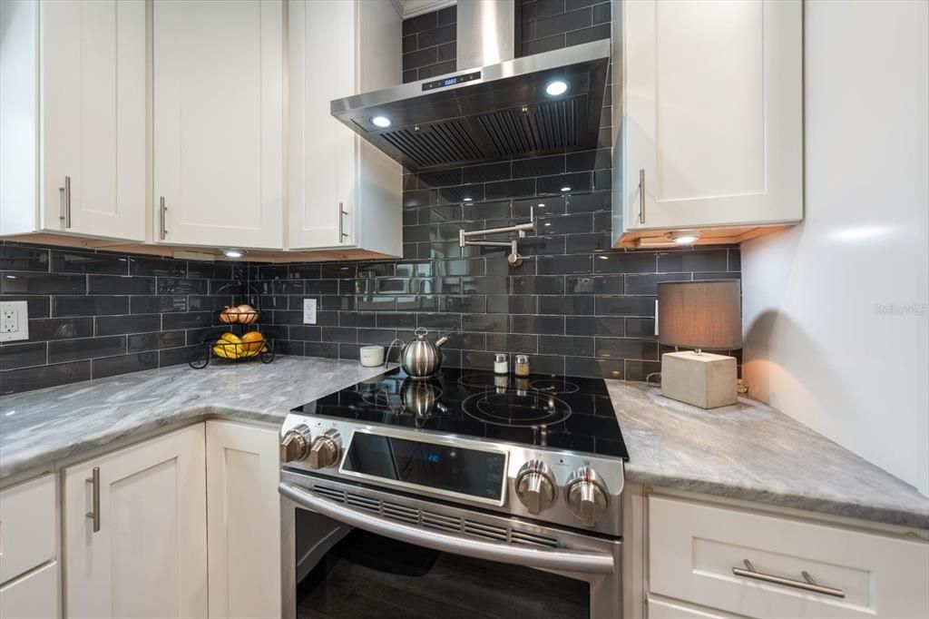 Activo con contrato: $579,000 (3 camas, 2 baños, 1467 Pies cuadrados)
