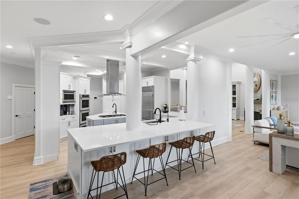 For Sale: $8,190,000 (5 beds, 4 baths, 5095 Square Feet)