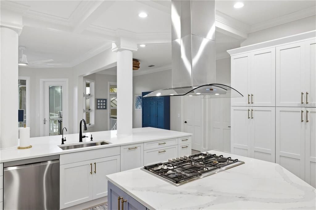 For Sale: $8,190,000 (5 beds, 4 baths, 5095 Square Feet)