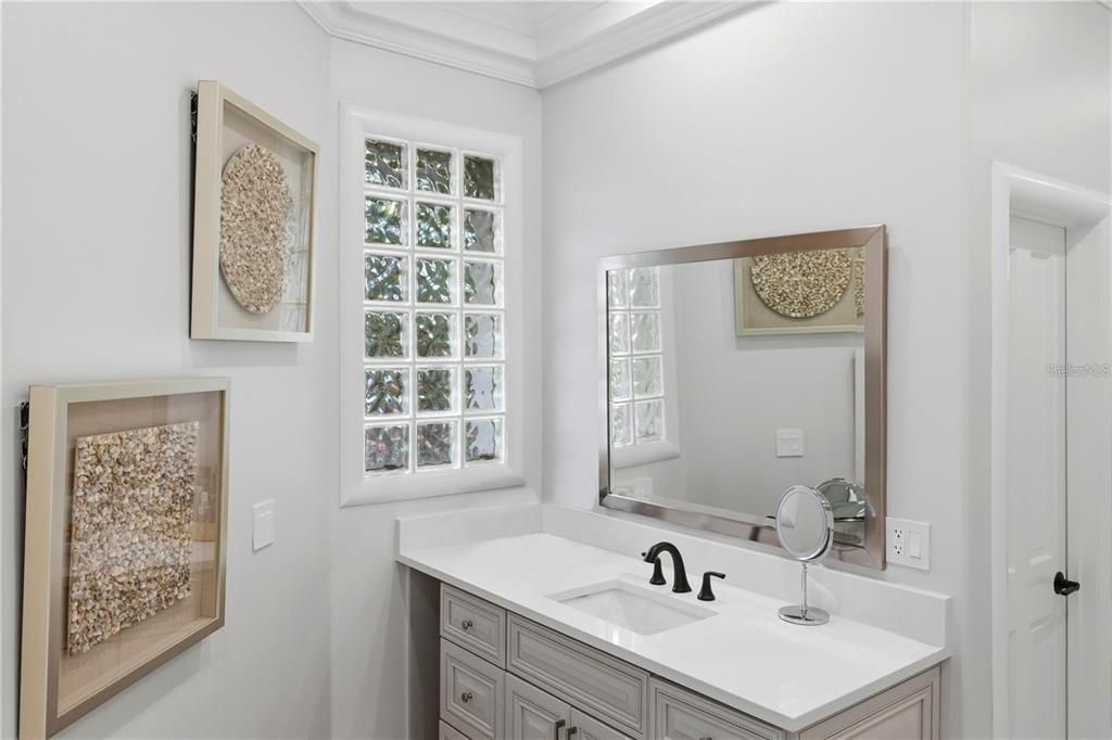 For Sale: $8,190,000 (5 beds, 4 baths, 5095 Square Feet)