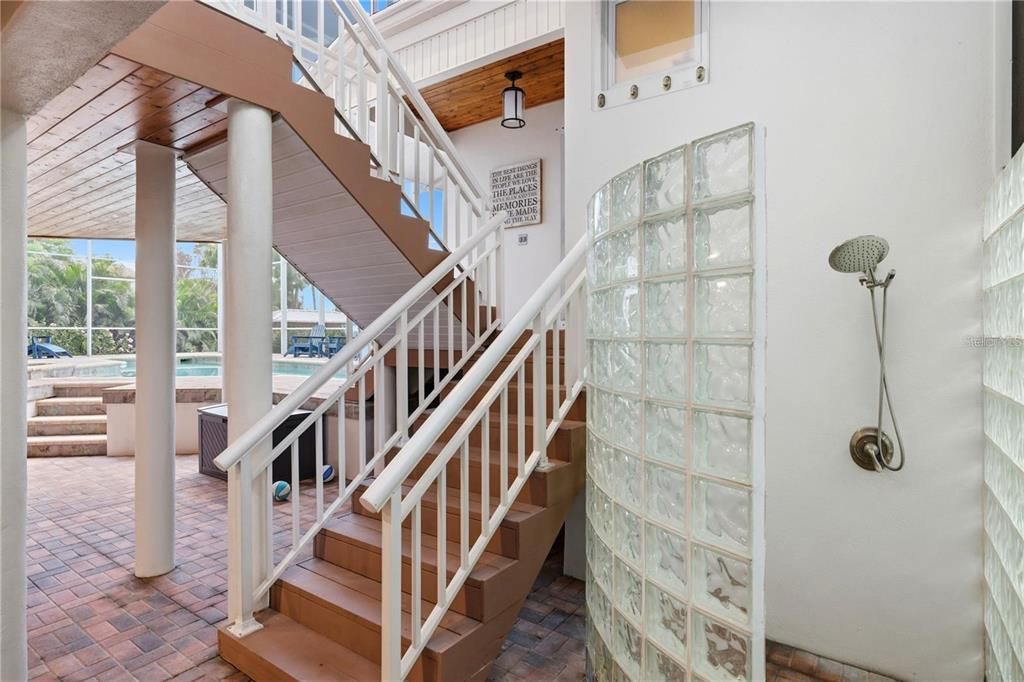 For Sale: $8,190,000 (5 beds, 4 baths, 5095 Square Feet)